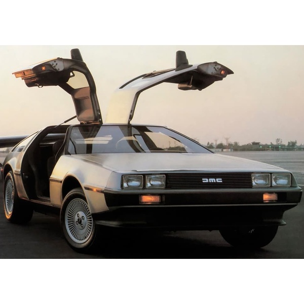 DeLorean DMC-12